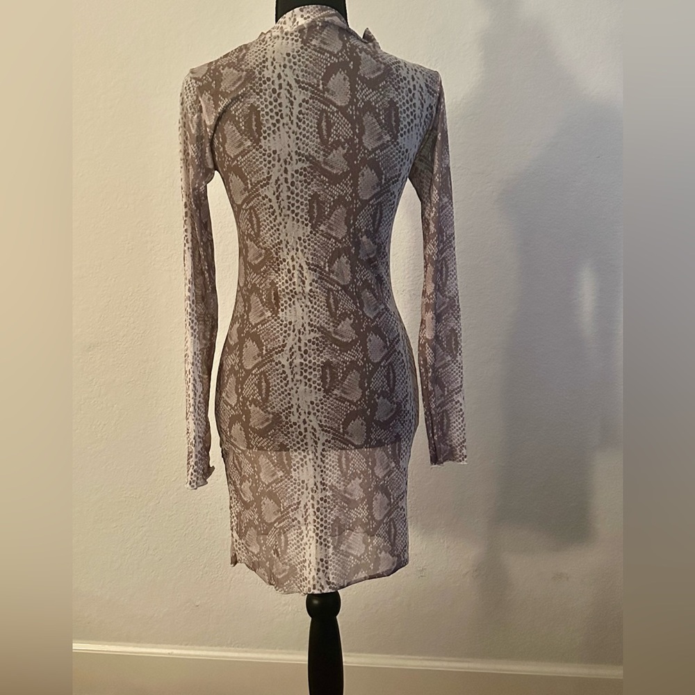 Matte Collection Mesh Cover Up Size: M - Picture 2 of 4
